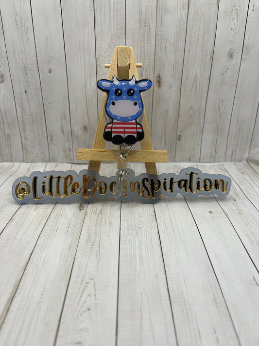 Sitting Cow Outline Badge Reel